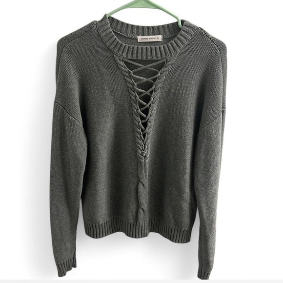 Oxford Sunday Sweater with Lace-Up Detail - Picture 1 of 4